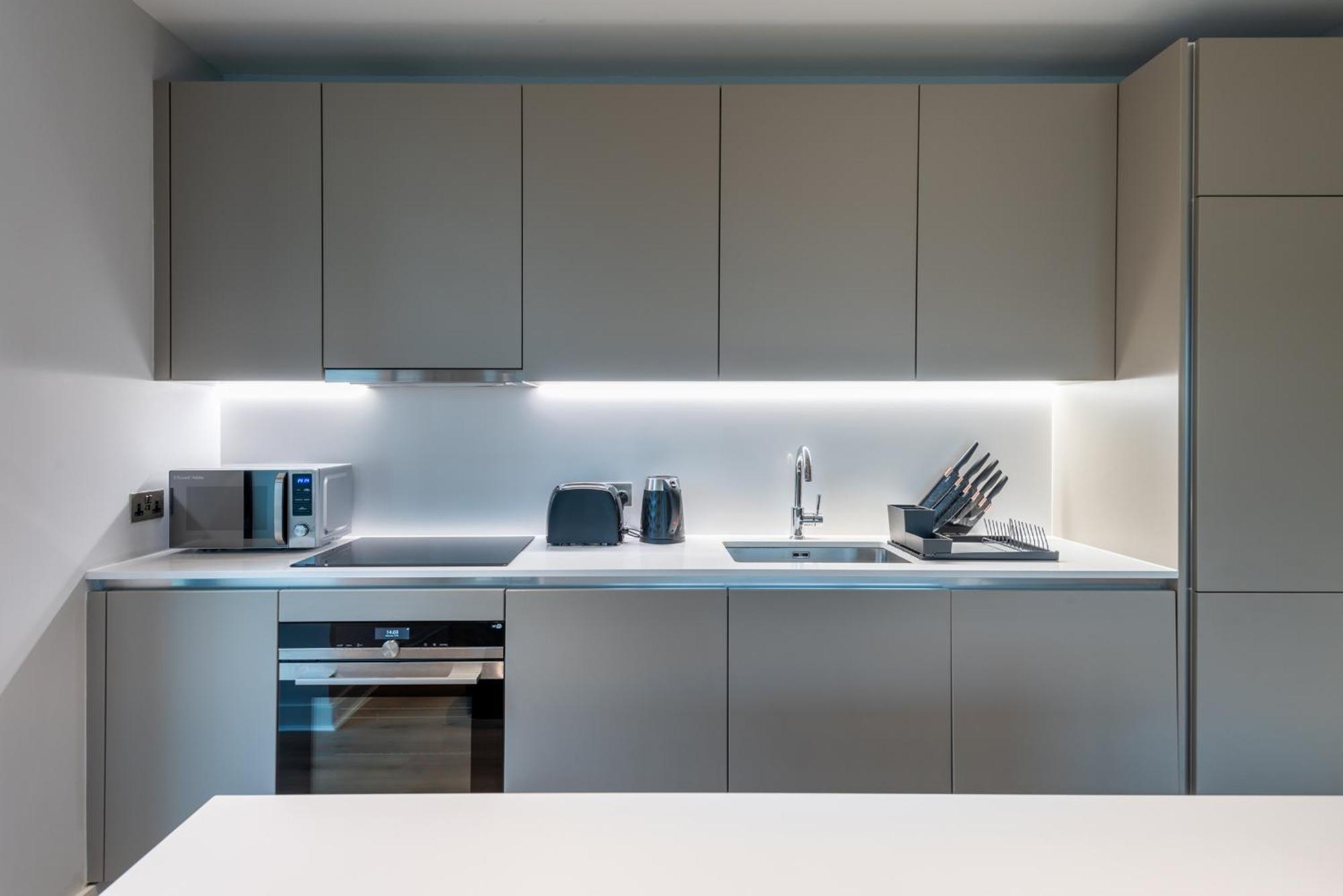 Appartamento Alto - Modern Comfort & Prime Location *